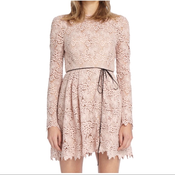 ML MONIQUE LHUILLIER
Lace Scoop Back Dress - Picture 3 of 5